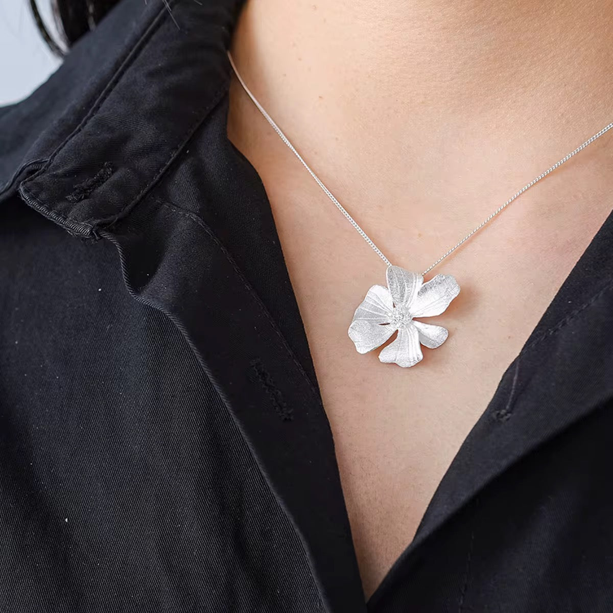 Peony Necklace