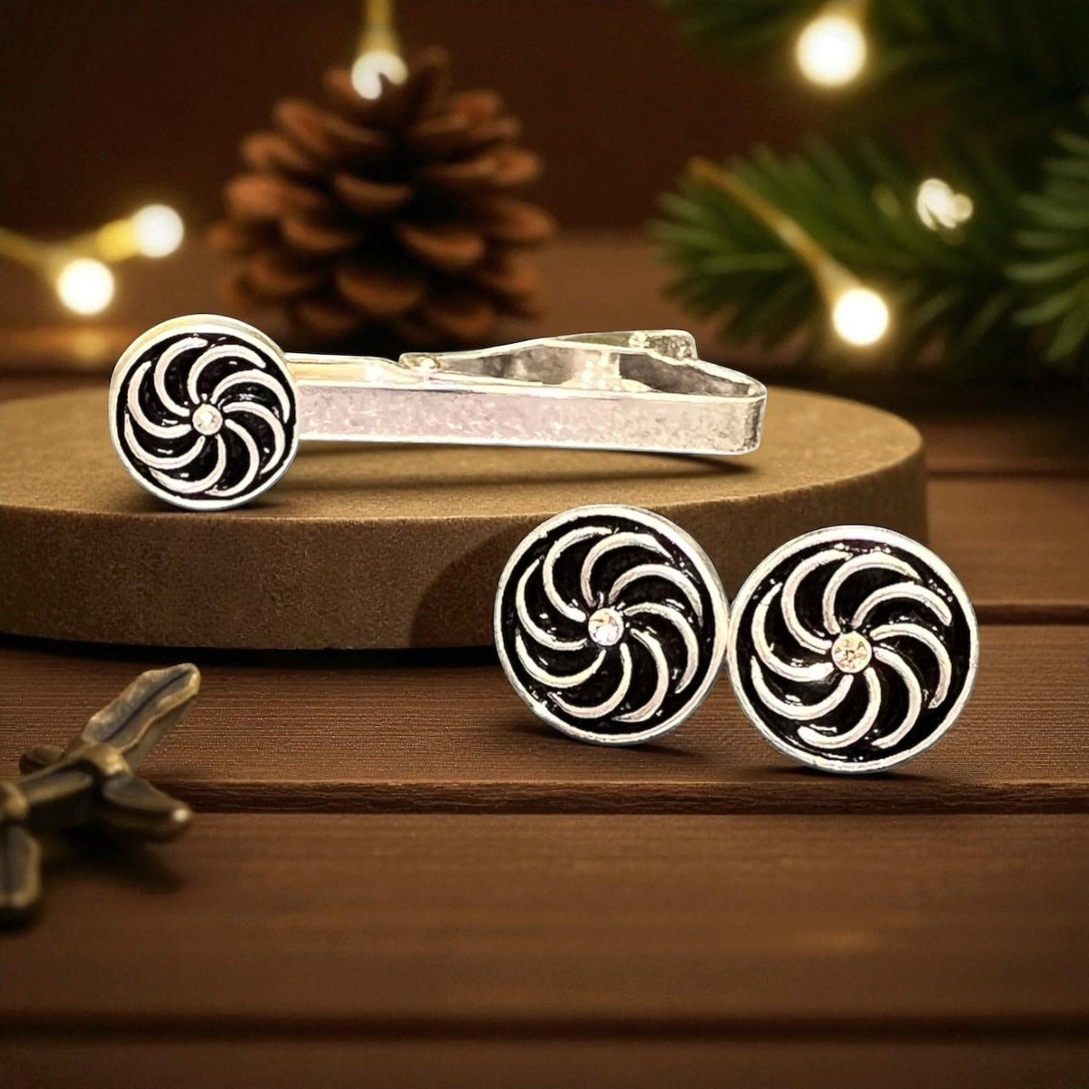 Eternity Tie Clip & Cufflinks