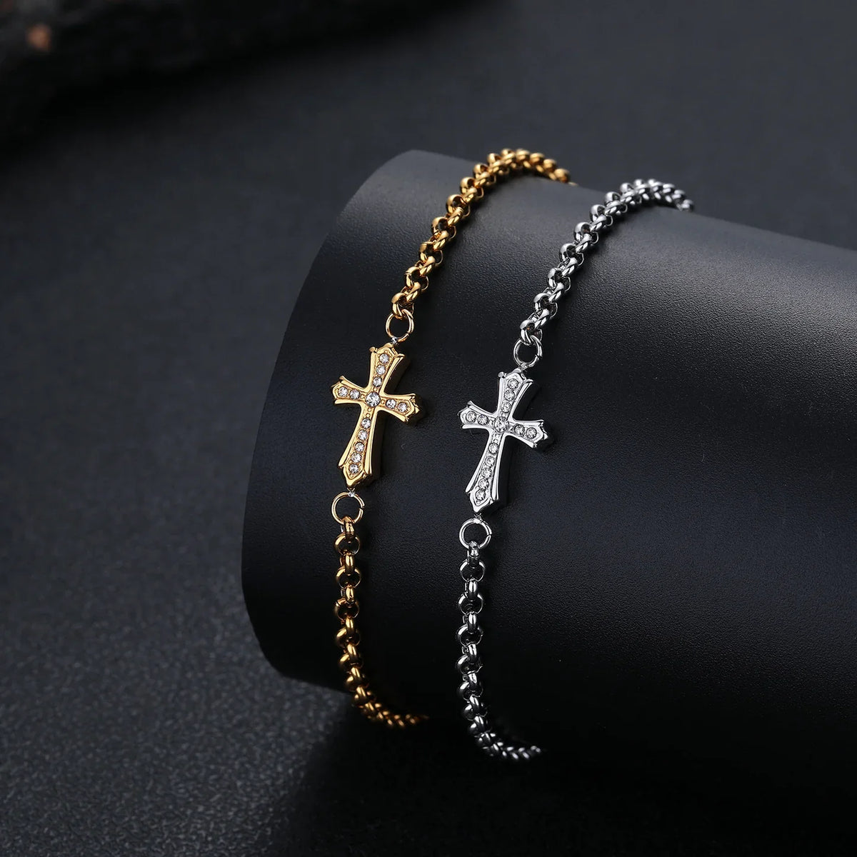 Heritage Cross Chain Bracelet