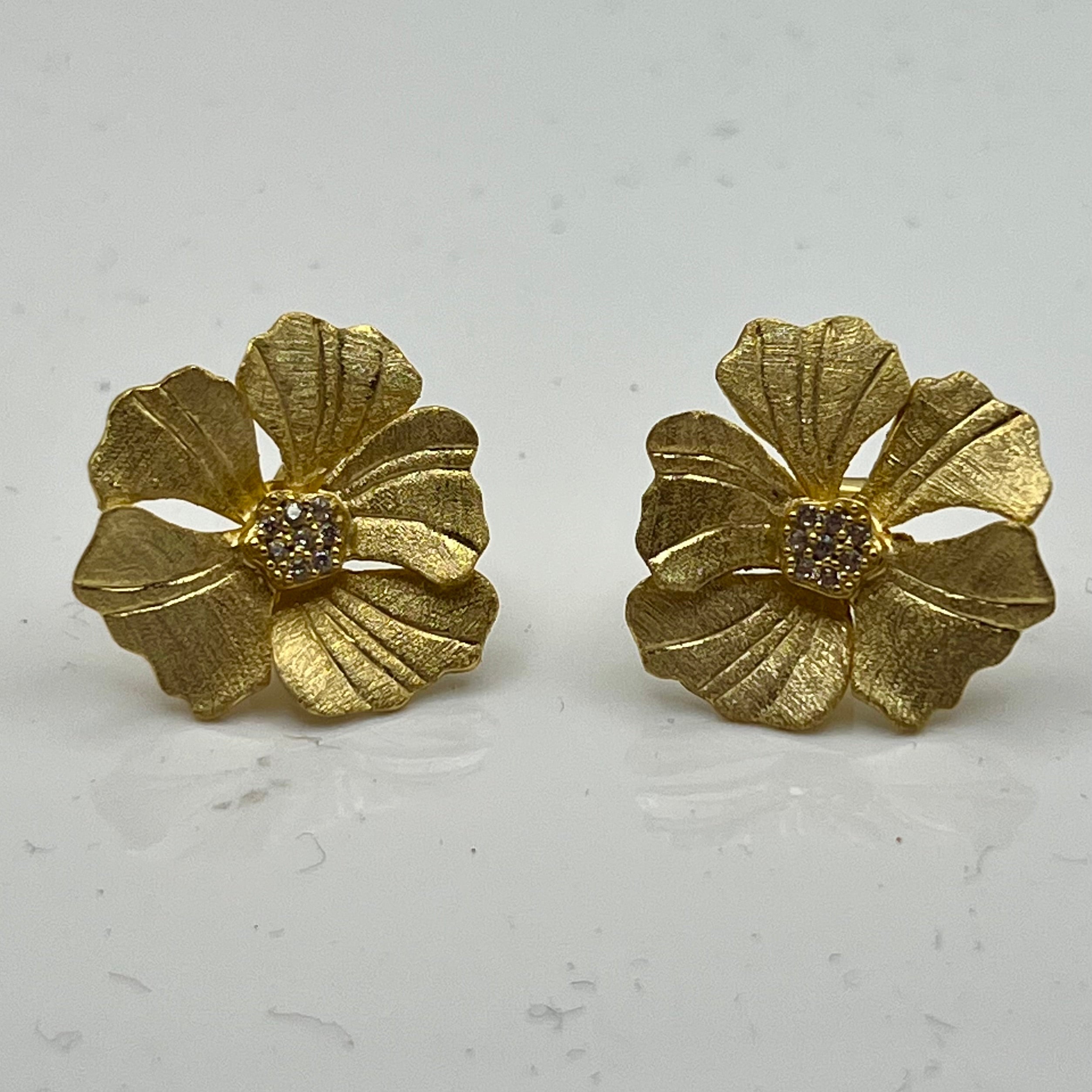 Peony Stud