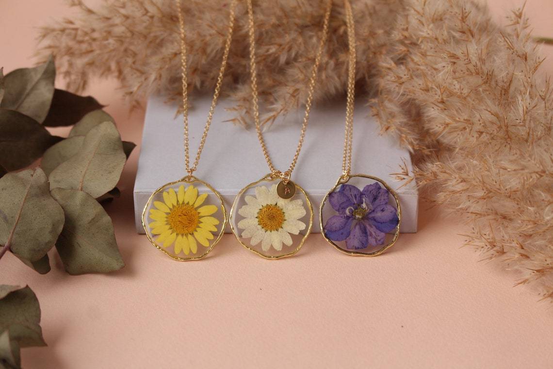 Fancy Pressed Flower Necklace with Personalized Charm