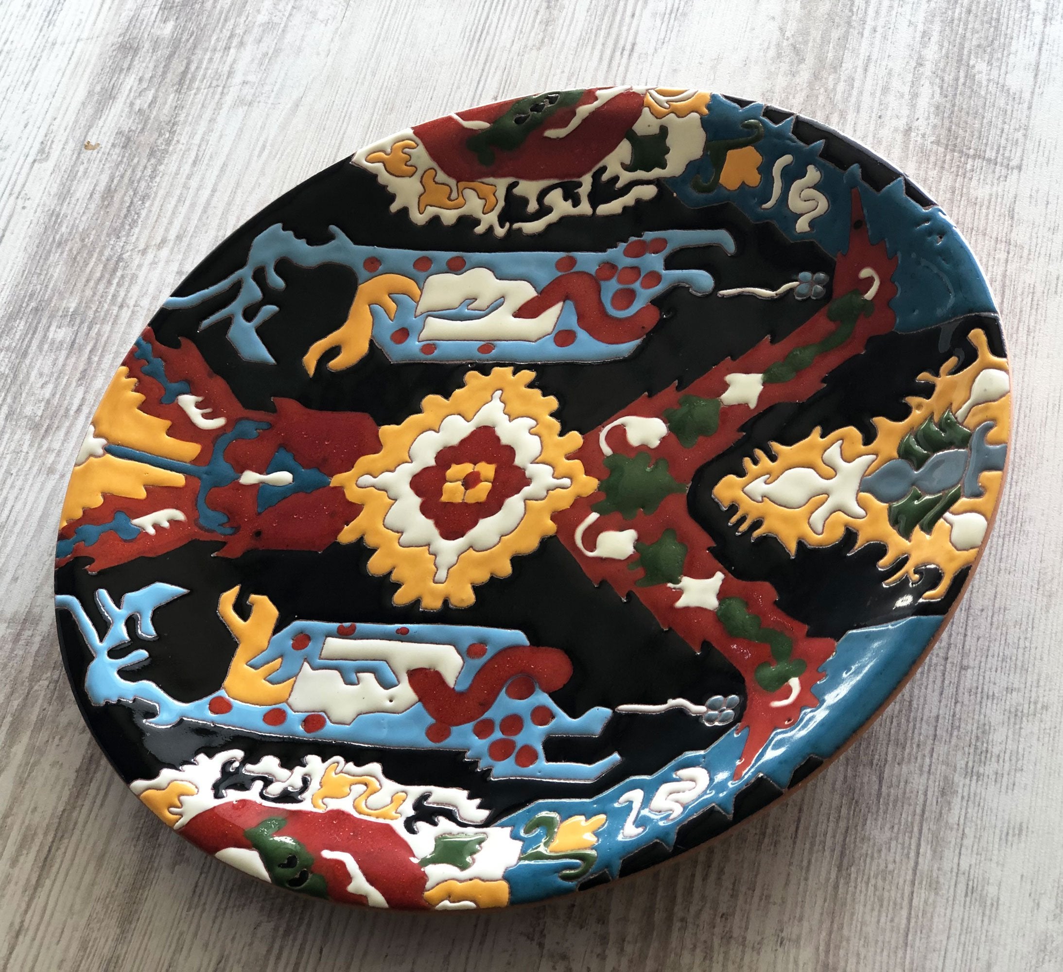 Mane Tiles Ceramic Plate with Armenian Carpet Ornaments - Dragon