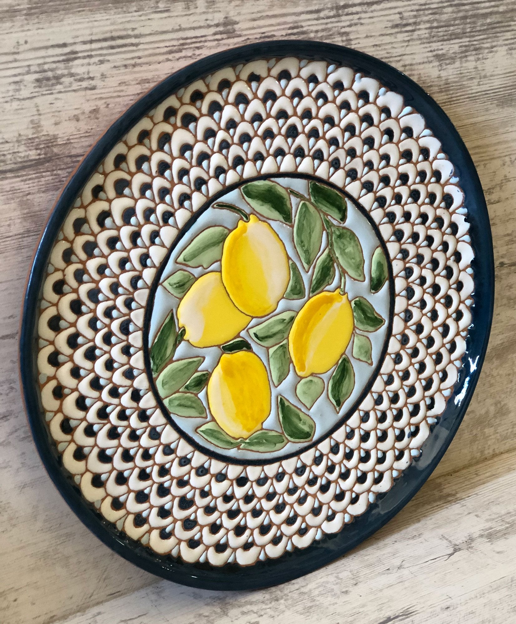 Mane Tiles Italian Lemon Style Ceramic Plate