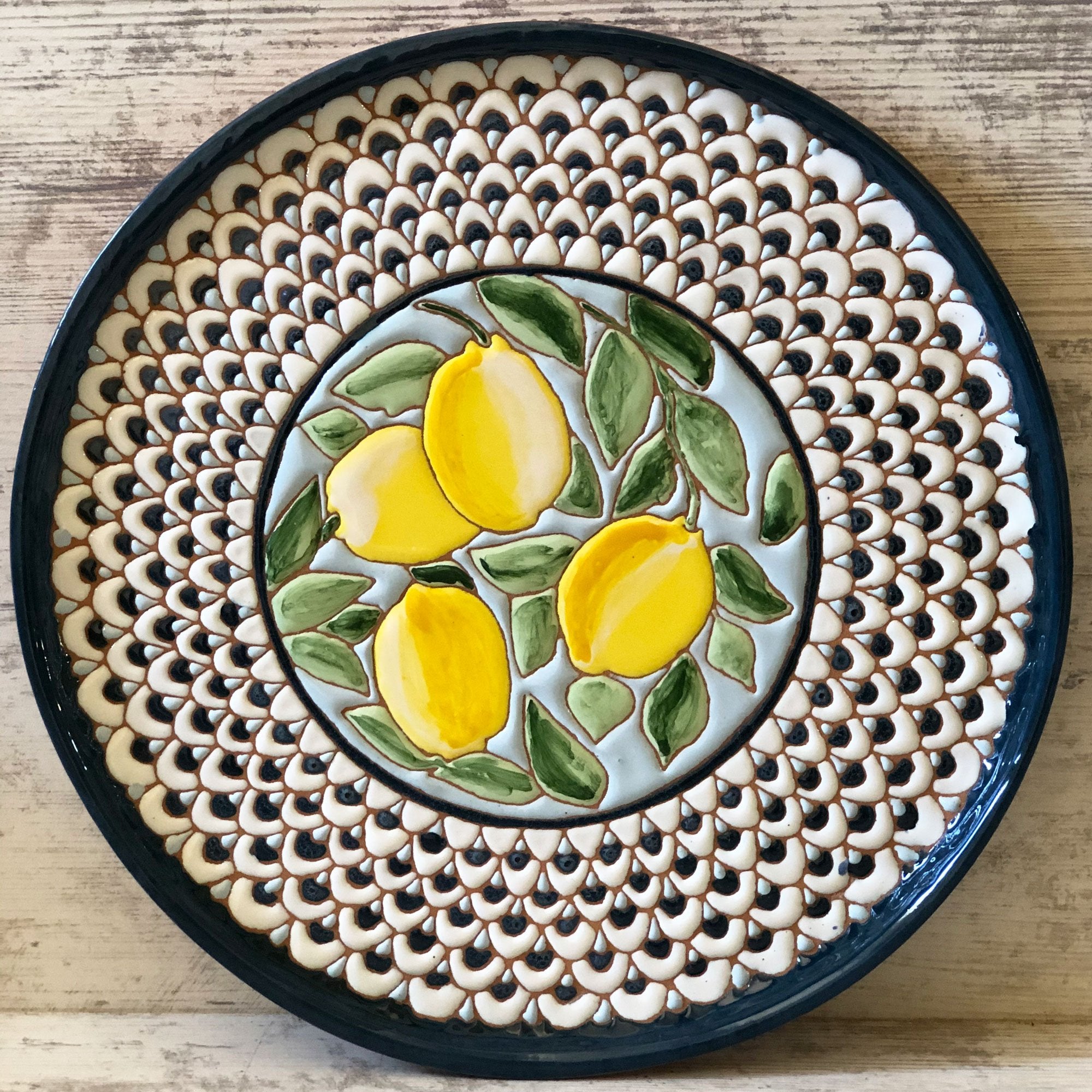Mane Tiles Italian Lemon Style Ceramic Plate