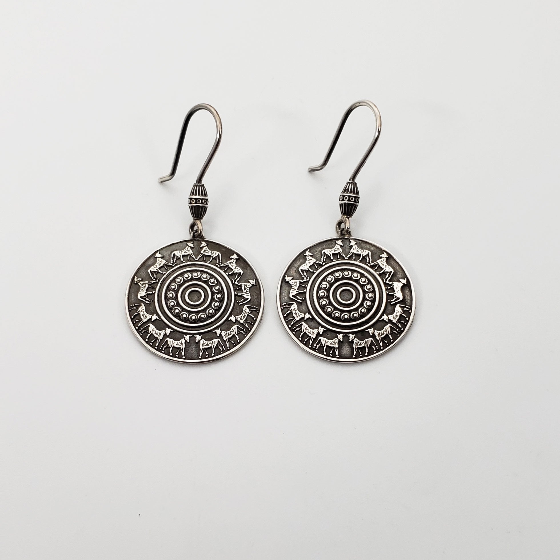 Arm Root Urartu Earrings