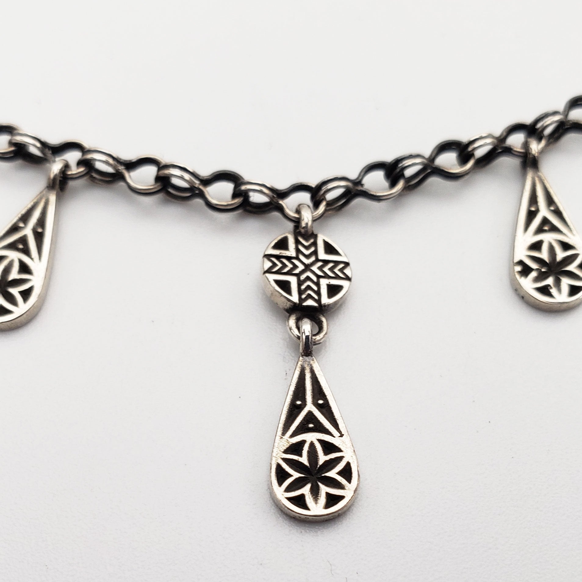 Arm Root Daghdghan Necklace