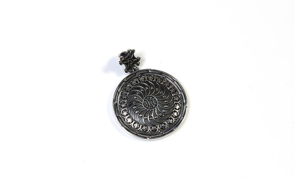 Arm Root Teghenyats Pendant