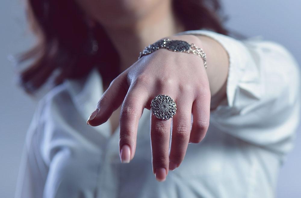 Arm Root Universe Ring