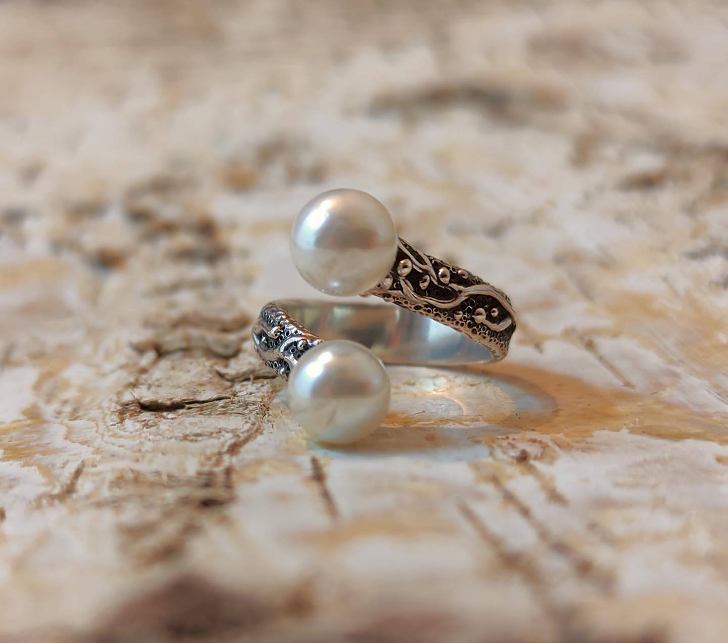 Chstik Silver Ring with Pearl