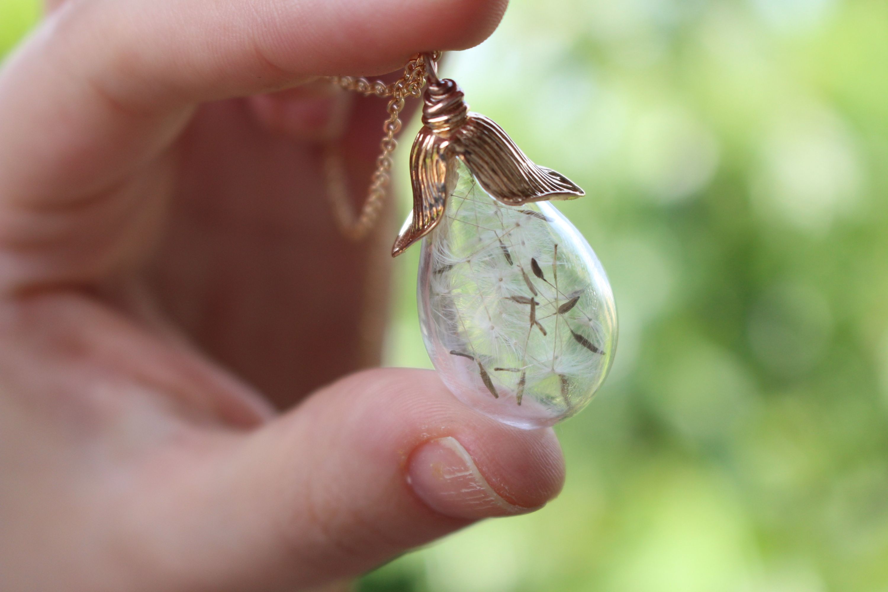 Fancy Dandelion Necklace