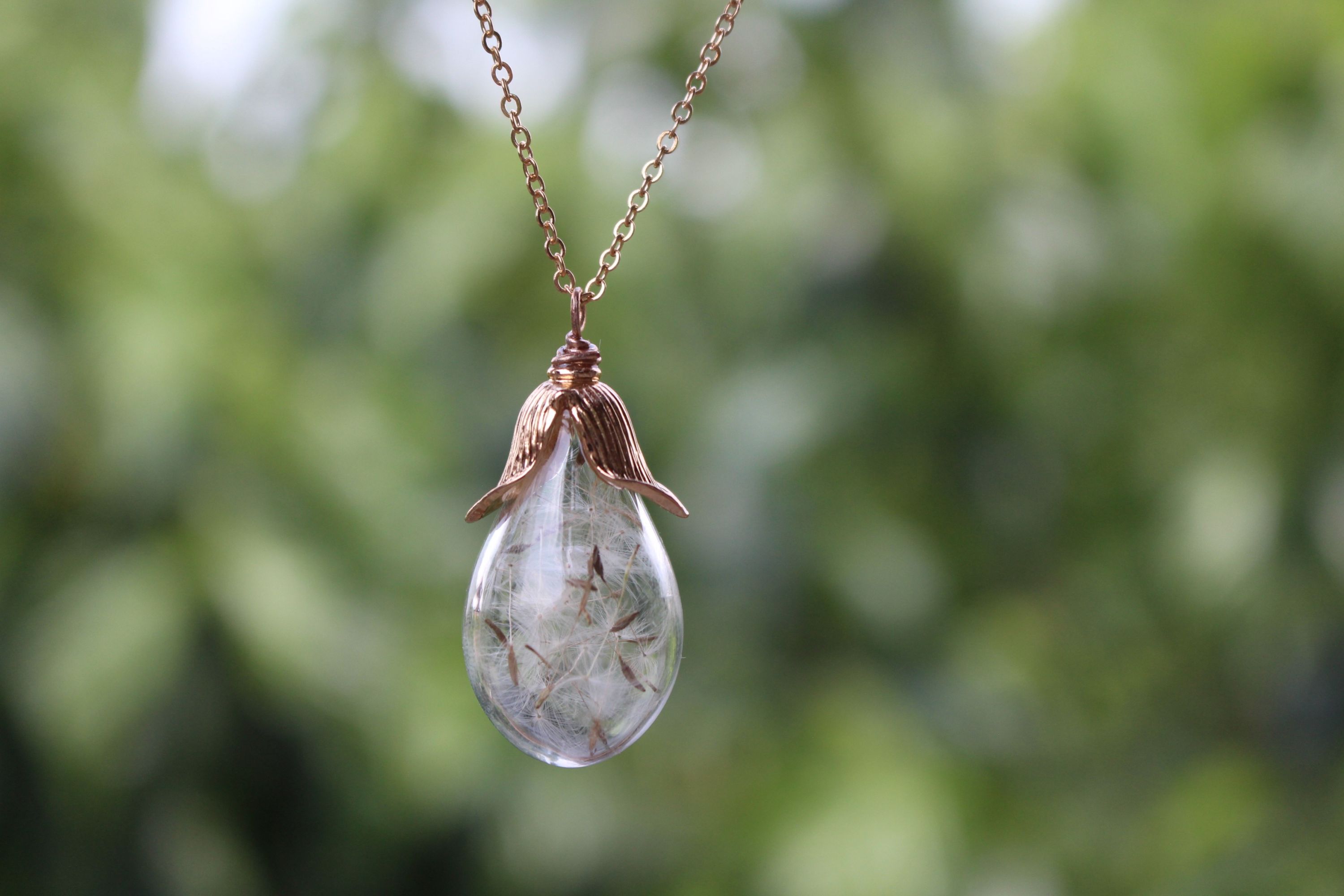 Fancy Dandelion Necklace