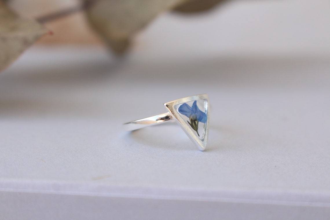 Fancy Triangle Forget-Me-Not Adjustable Silver Ring