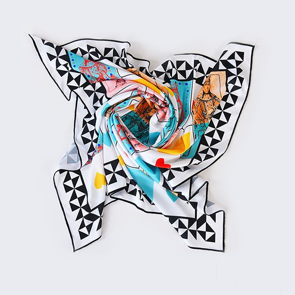 Moreni Scarf - Queen of My Heart (White)