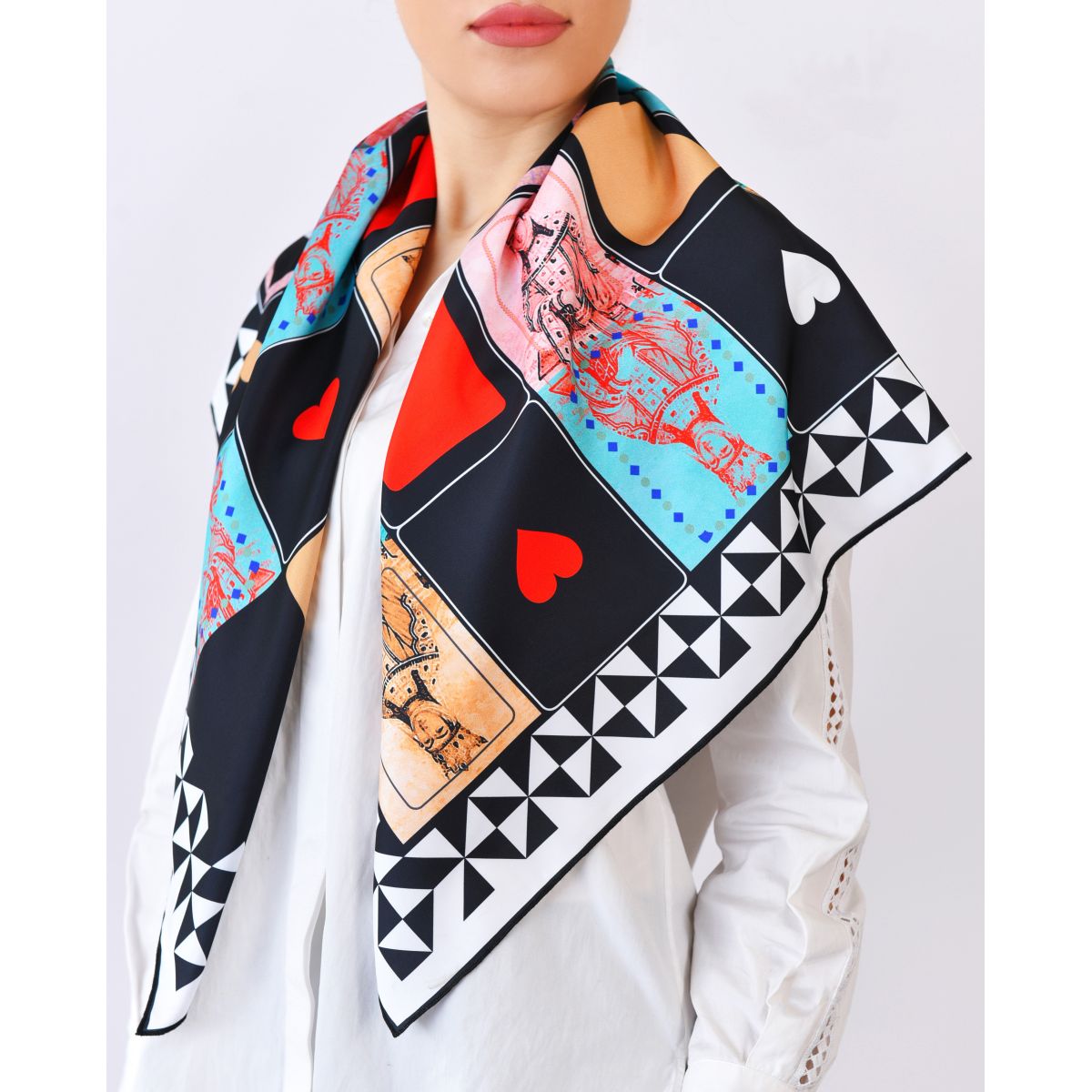 Moreni Scarf - Queen of My Heart (Black)