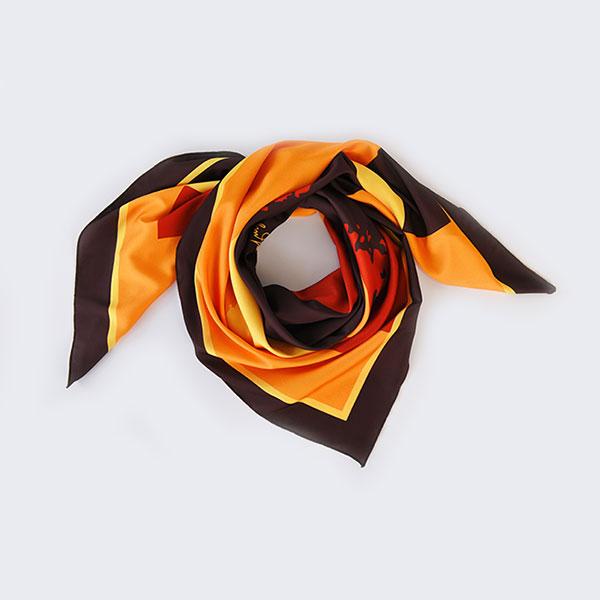 Moreni Scarf - Komitas