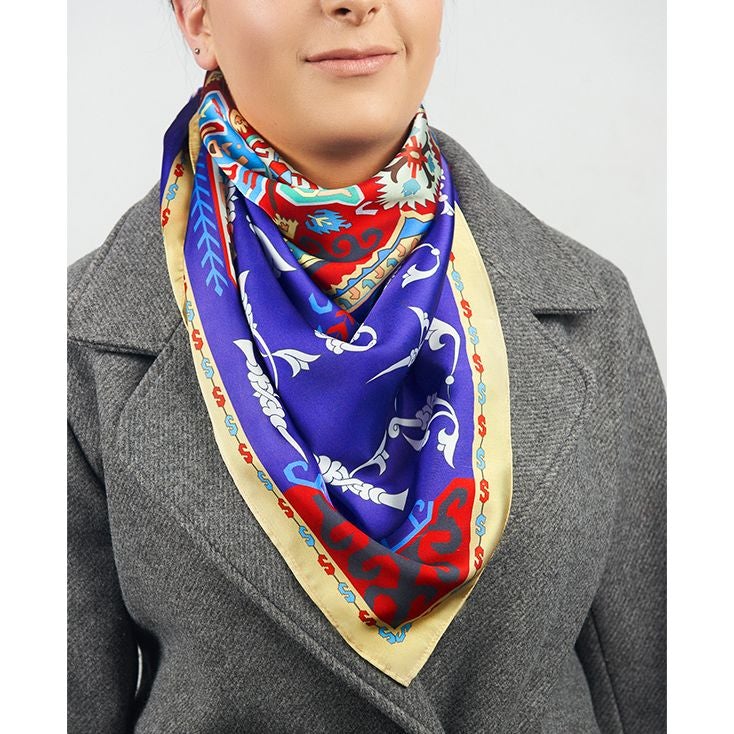 Taraz & Art Scarf - Letters Exposition