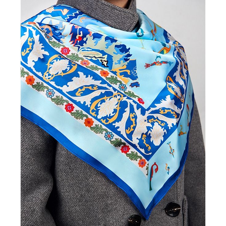 Taraz & Art Scarf - Letters Exposition