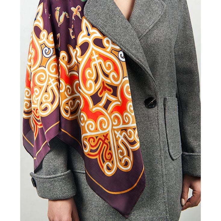 Taraz & Art Scarf - Letters Exposition