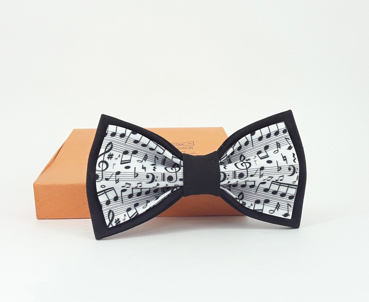 Musical Notes Bow Tie