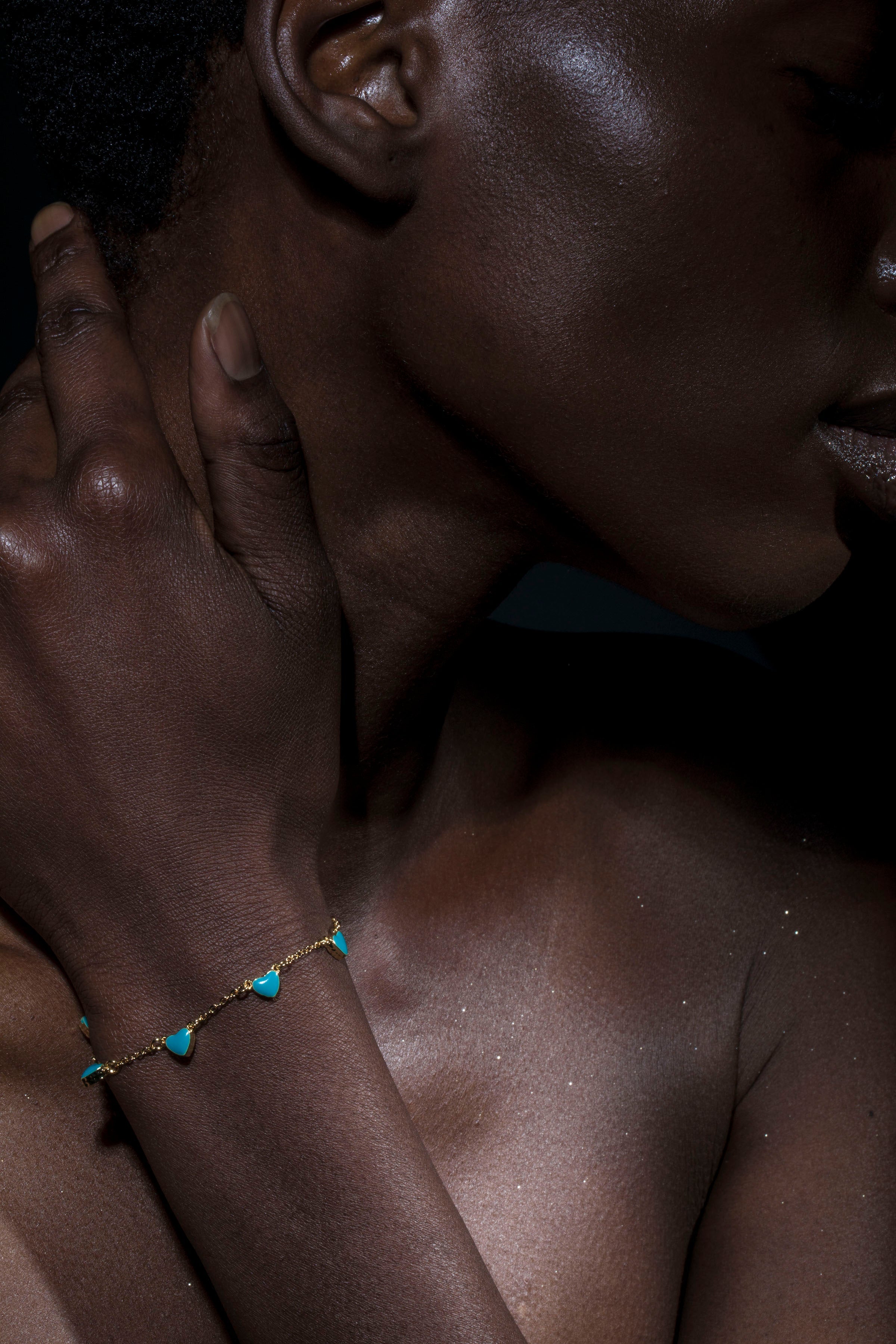 Heartfelt Charm: Chain of Hearts Bracelet