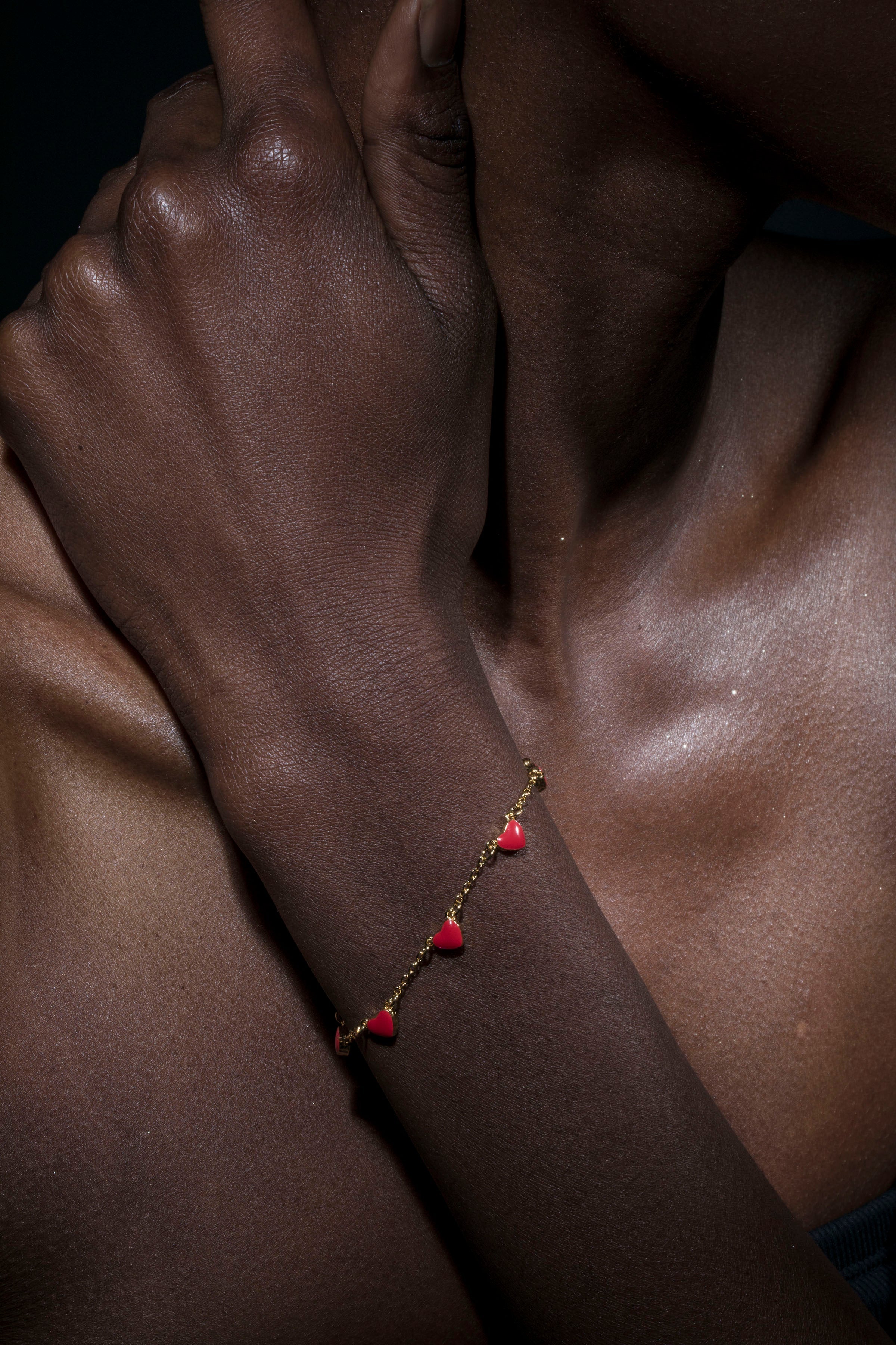 Heartfelt Charm: Chain of Hearts Bracelet