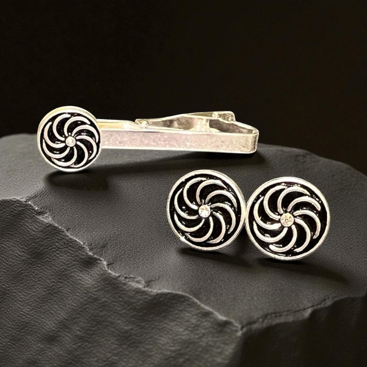 Eternity Tie Clip & Cufflinks