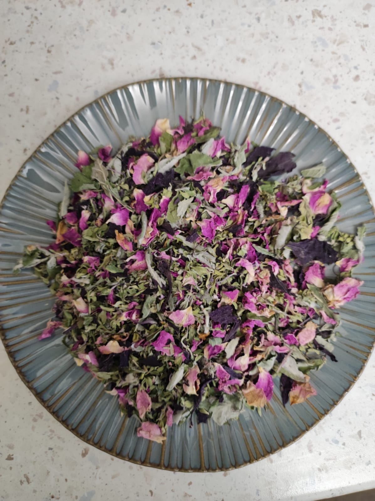 Darman Tea No13 - Summer Drops (Pomegranate Seeds, Mint Bush, Red Basil, Rose Petals, Mint)