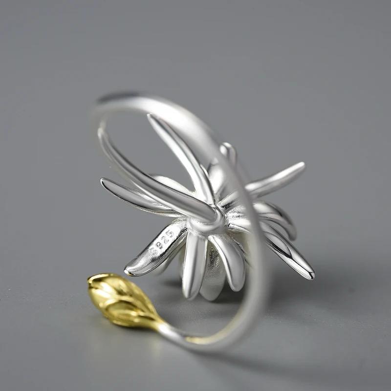 Blooming Flower Ring