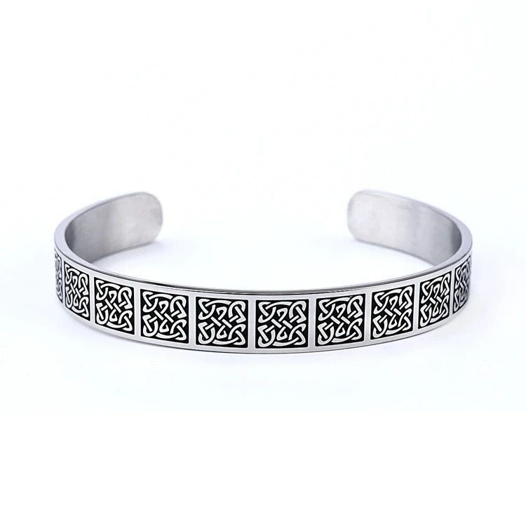 Ornamental Design Men's Bracelet