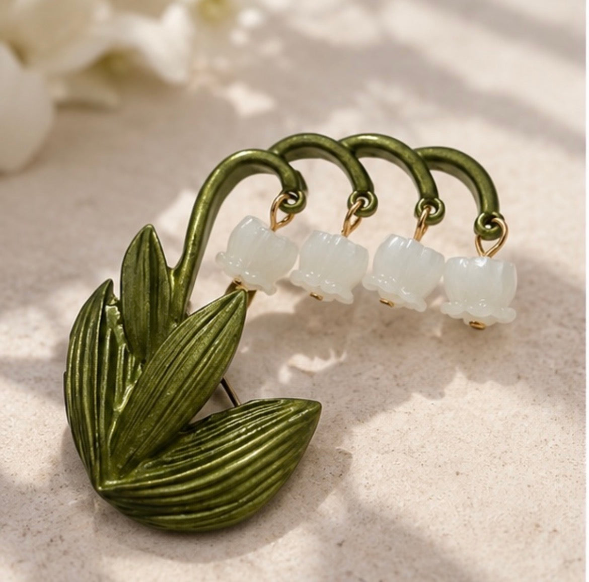 Lilly of the Valley Brooch Regular