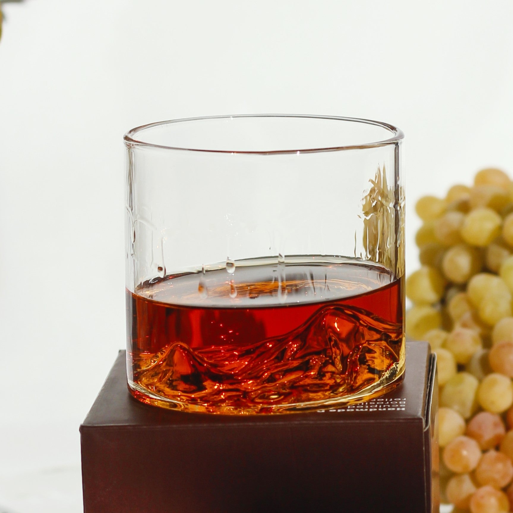 The Ararat Mountain Glass - An Eternal Emblem of the Homeland