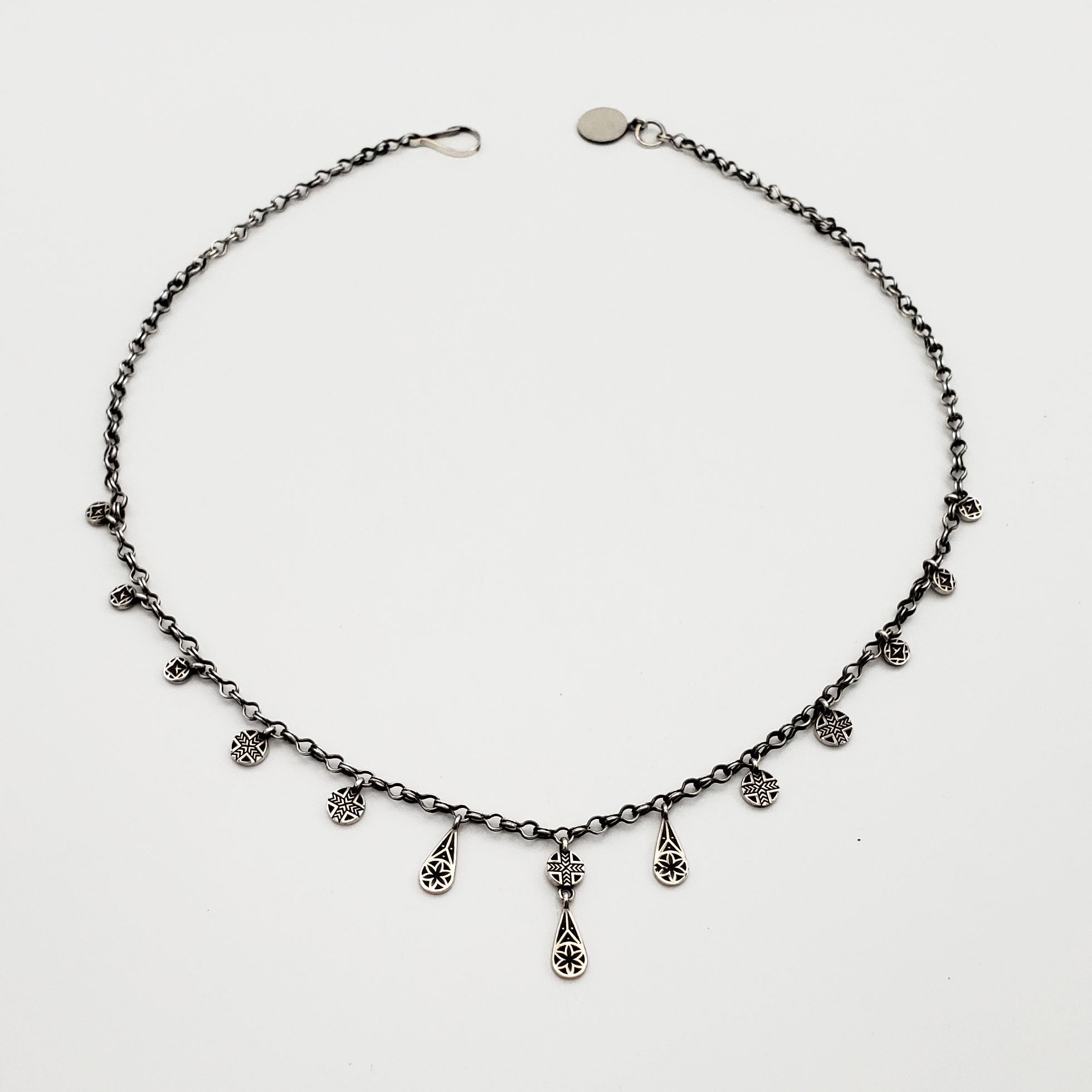 Arm Root Daghdghan Necklace