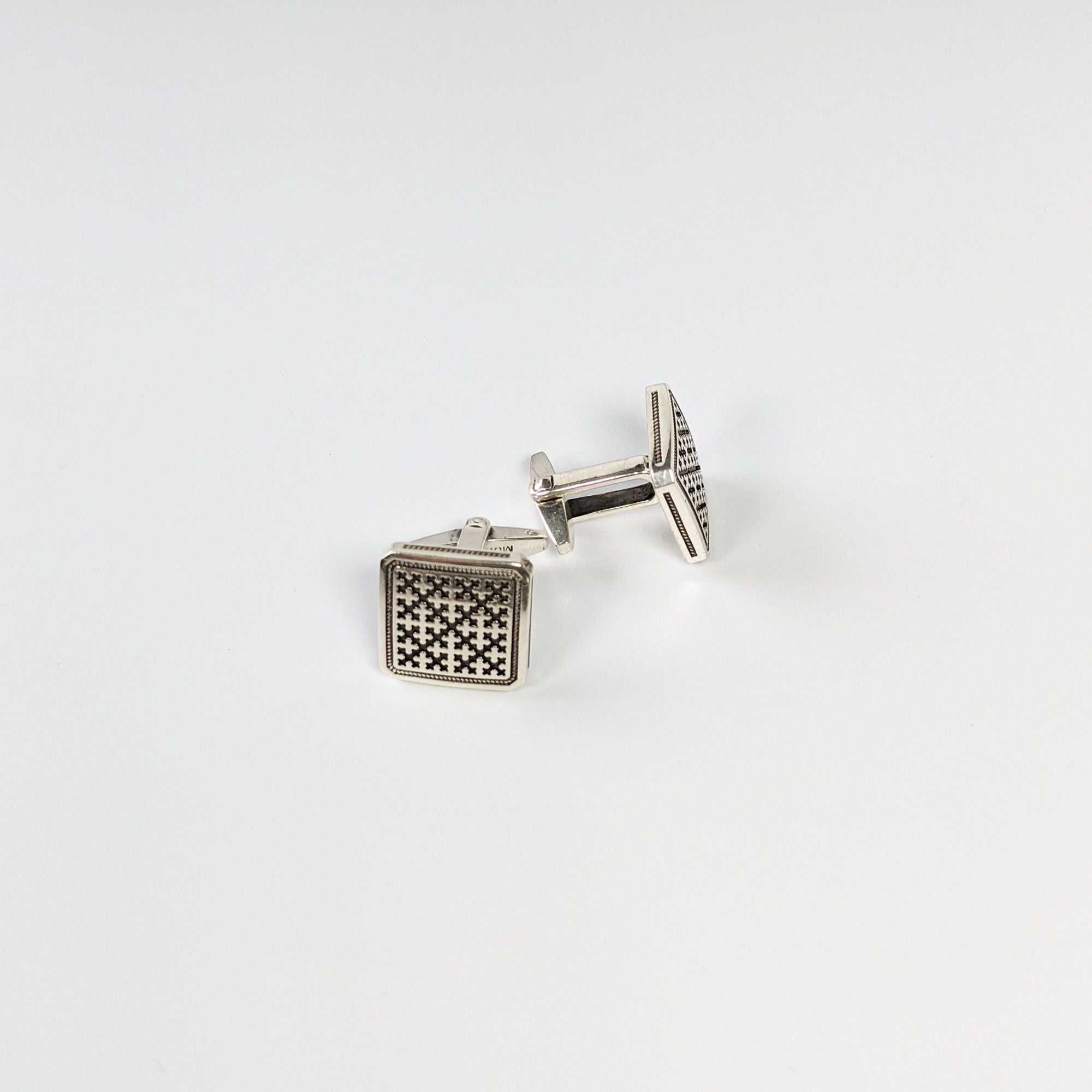 Marash Silver Cufflinks (Square) by Muradian