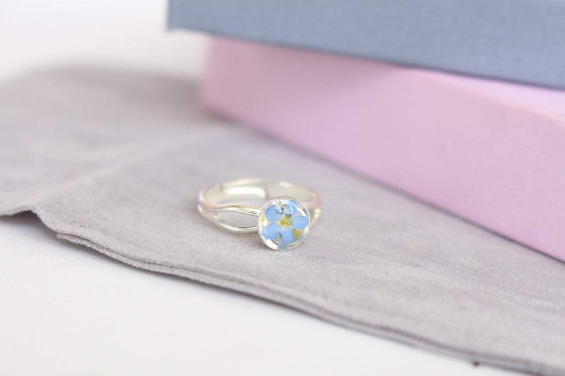 Pressed Flower Ring - Forget-Me-Not
