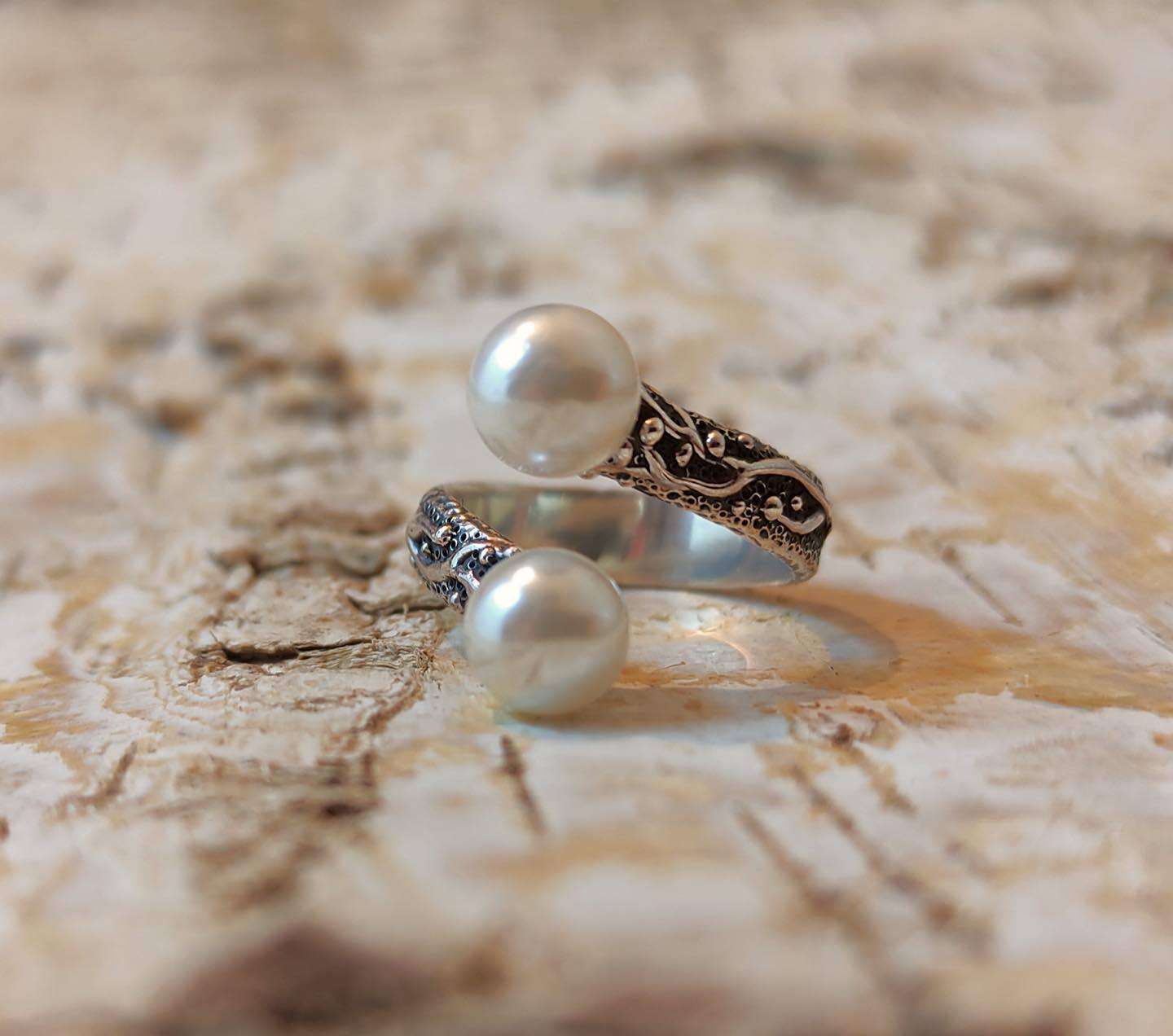 Chstik Silver Ring with Pearl