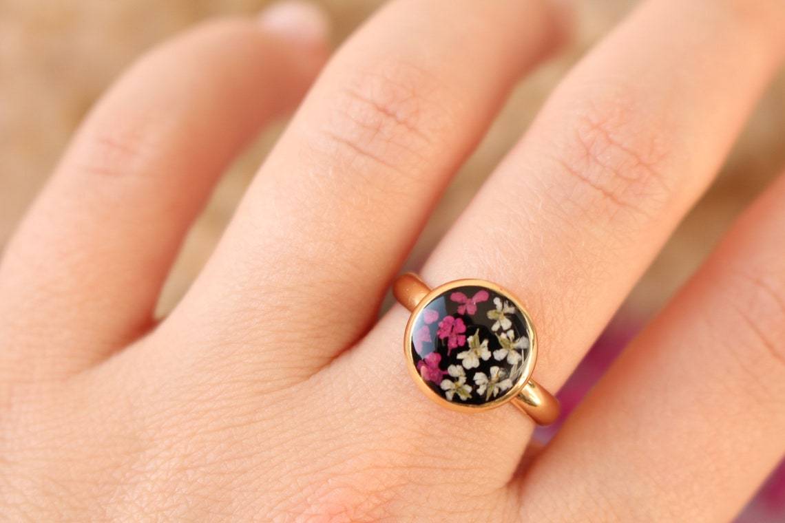Fancy Queen Anne's Lace Pressed Flower Ring