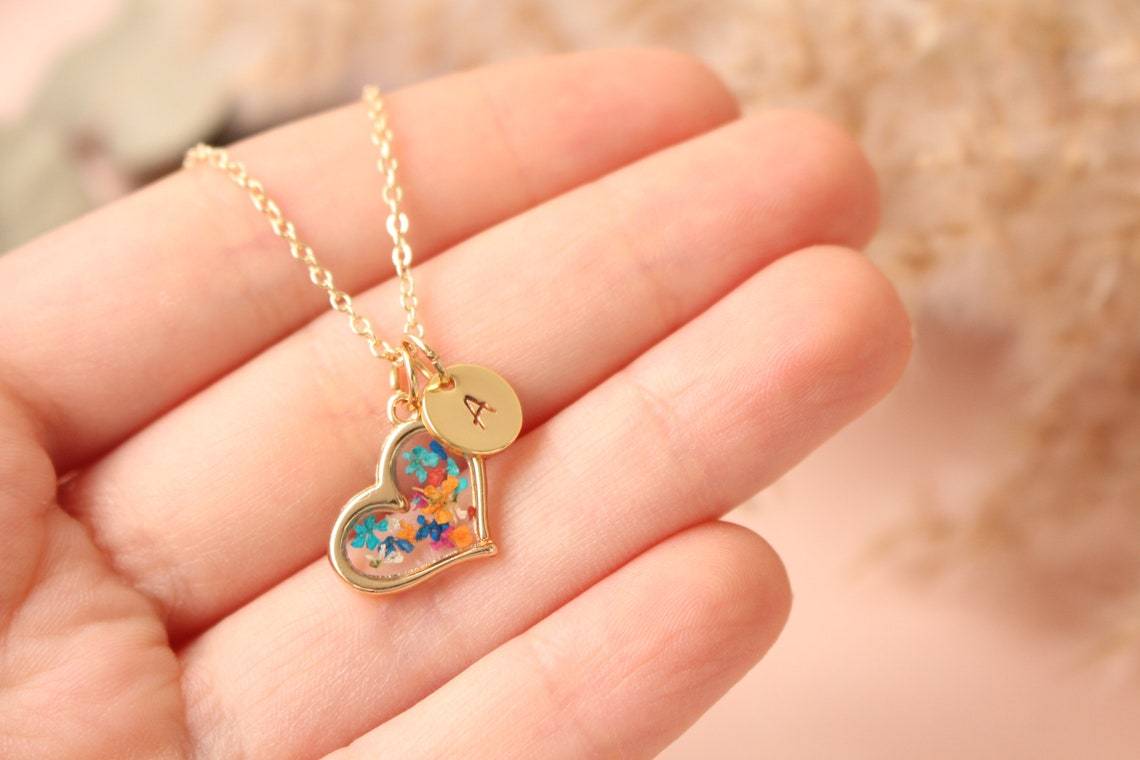Fancy Pressed Flower Heart Necklace with Personalized Charm