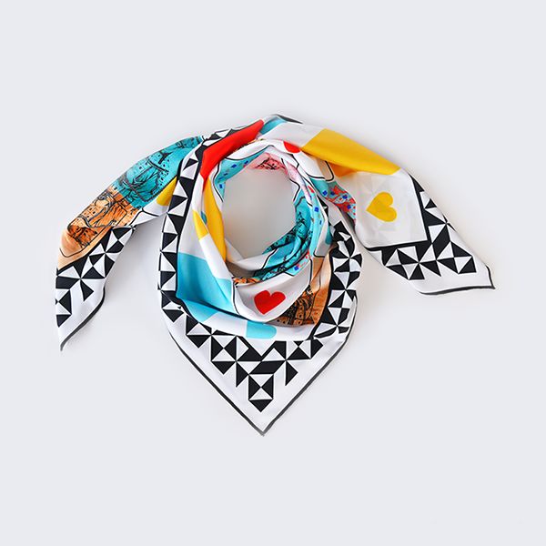 Queen of My Heart Scarf White